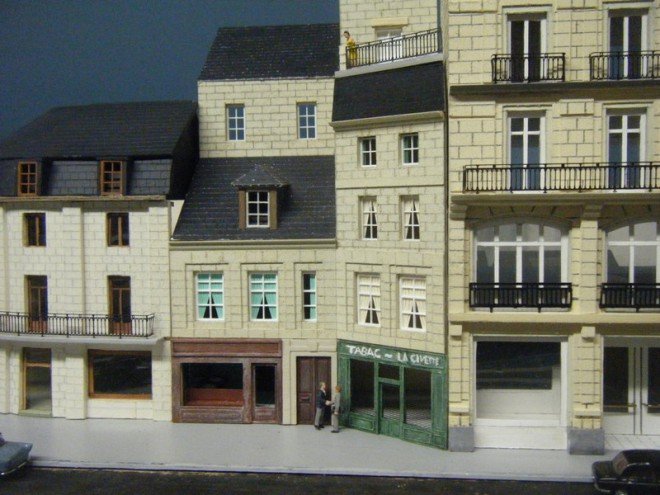 maquettes + club 005.JPG